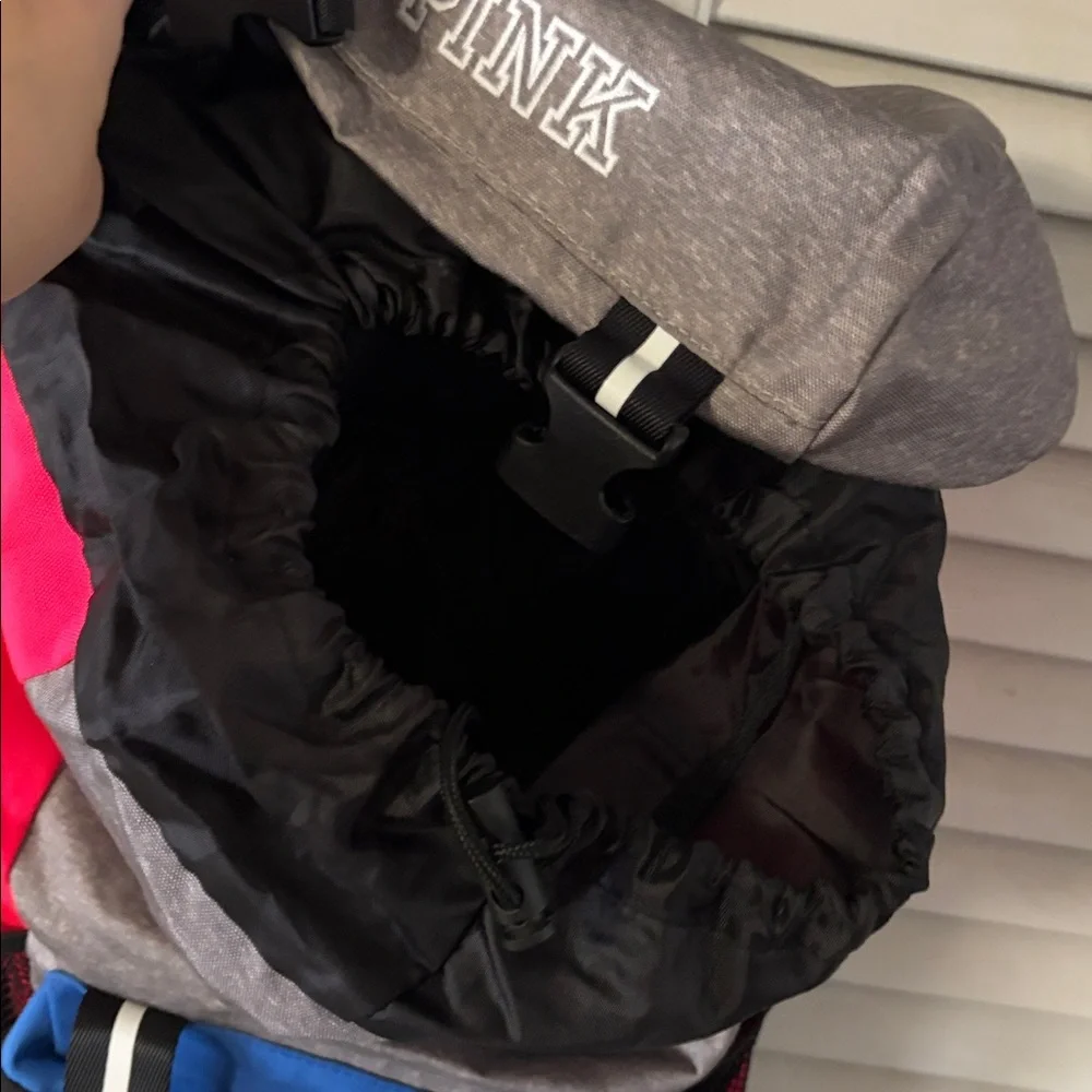 PINK VS BACKPACK